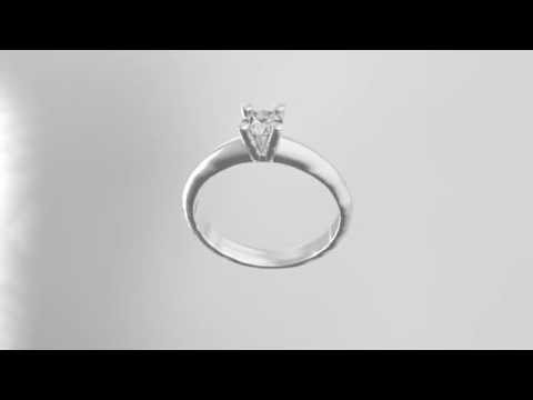 SOLITAIRE DIAMOND ENGAGEMENT RING R828