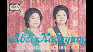 Download lagu Utik Sumiarsih, Tin Suhartini (Ucit) & Aneka Mekar Group - Abdi Kaduyung mp3