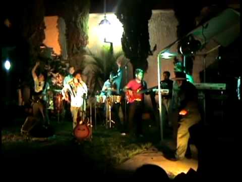 LICFLASH - GRUPO * KONGO * - EL CACHORRAZO -.VOB