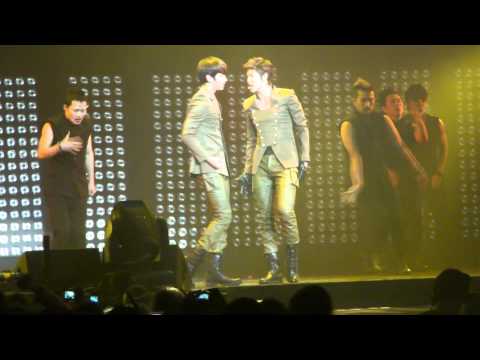 110611 TVXQ -- Before U Go (SMTOWN in Paris)