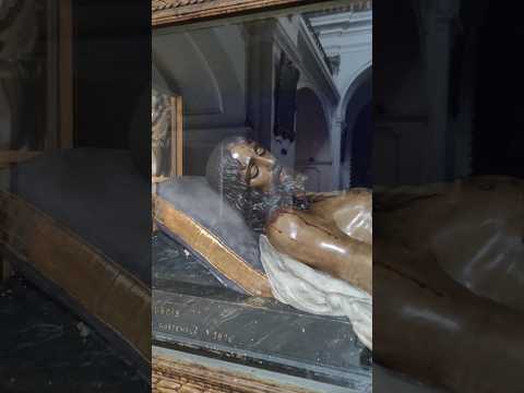 Buried people who do not go out in procession in the Historic Center of Guatemala #ProcesionesGT ...