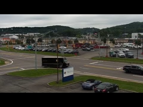 Live webcam view of Pioneer Bank Traffic Corner