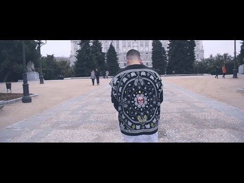 CRONO$ - SPITTING CLASS (Prod. QB) [VIDEOCLIP OFICIAL]
