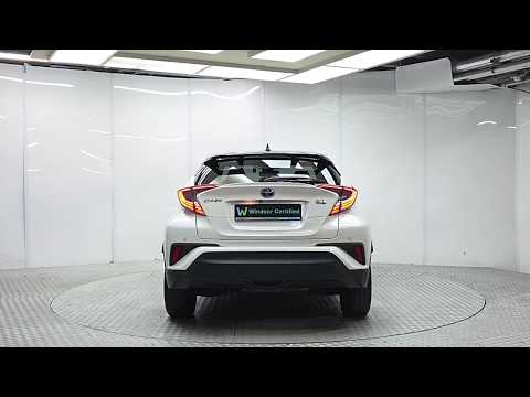 Toyota C-HR 1.8 HYBRID LUNA - Image 2