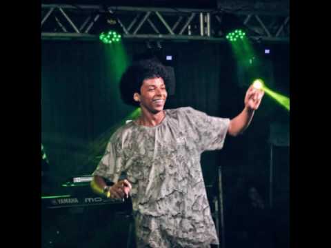 MC LUIZINHO CARACA MANDA Ò PASSINHO FEAT GZINHO DAS DANCINHAS 🎶2017