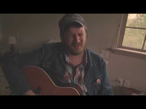 Life On The Fence - Willi Carlisle
