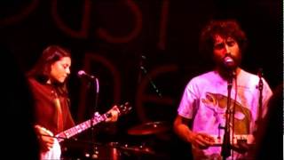 BREATHE OWL BREATHE - &quot;Parrots in the Tropical Trees&quot; (Live: Opening for Yann Tiersen)