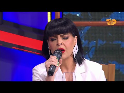 Flori Mumajesi suprizon në mënyrë fantastike Aurela Gaçen LIVE në studio  - E Diell 26.03.2023