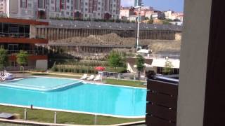 preview picture of video 'Milpark sitesi Esenyurt bahce ve havuz'