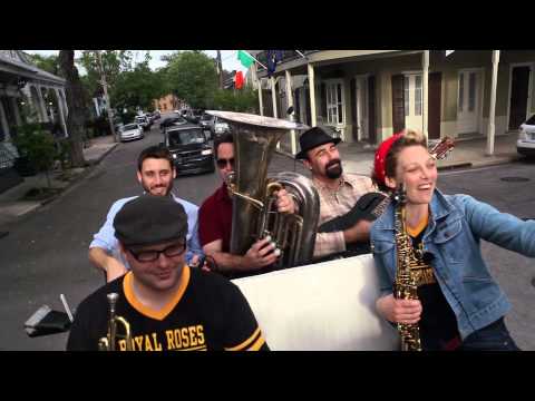 Aurora Nealand & The Royal Roses - Bloody Sunday Sessions