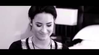 Demi Lovato Smile