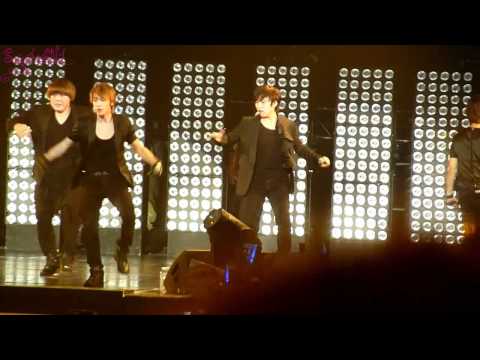 [HQ-720p][Live] 110611 SMtownParis - Super Junior / Sorry Sorry