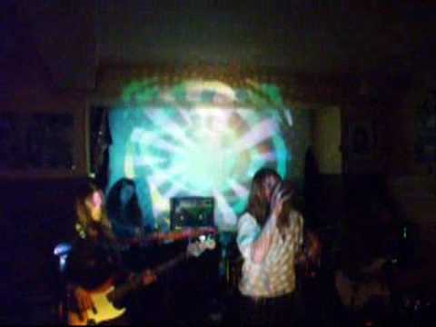 Treacle People - Fall Down - live at the Trip in Time festival & elsewhere