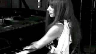 Tori Amos - The Circle Game