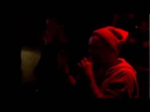 SKIZZO SKILLZ, KEO & THE ROSES - Billionaire cover / Live spontan intr-un club din Bucuresti / 2012