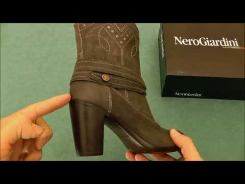 NeroGiardini stivaletti borchie A309130D