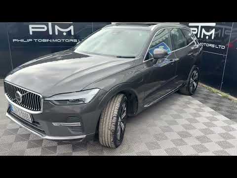 Volvo XC60 2.0 Recharge Core T6 350HP AWD Pan Roof - Image 2