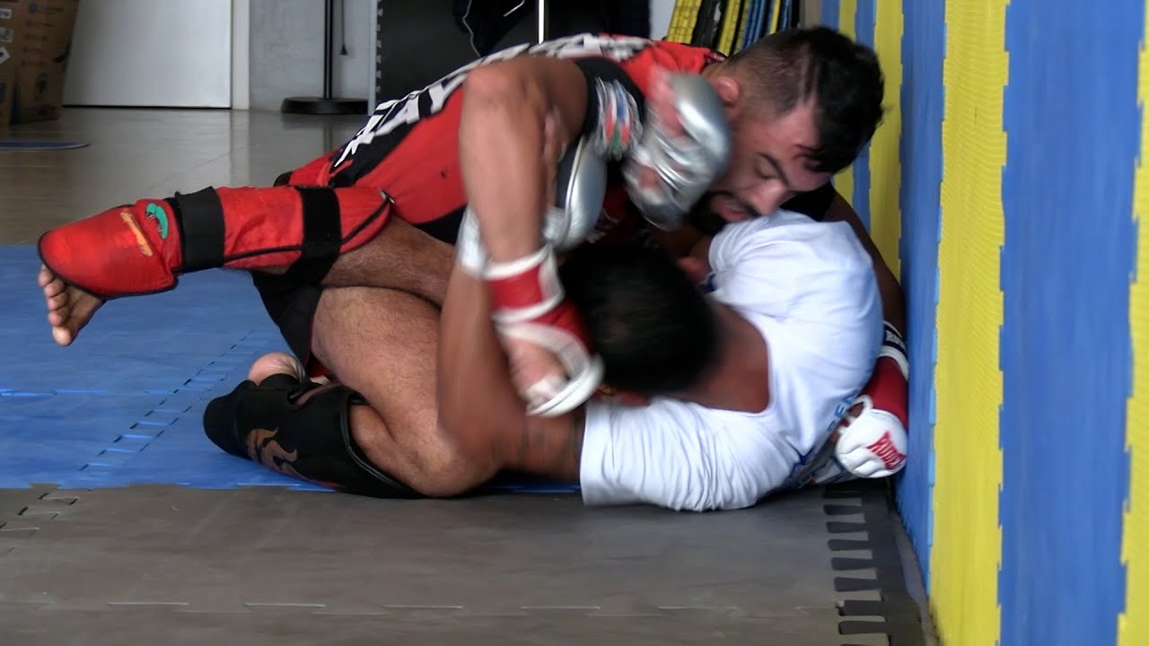 Atletas de artes marciais de Presidente Getúlio voltam com 3 medalhas