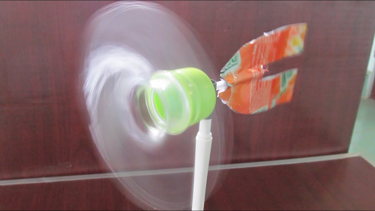 Como fazer um cata-vento usando garrafa de plástico - Tornando brinquedo