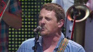 Sturgill Simpson – Call to Arms (Live at Farm Aid 2016)