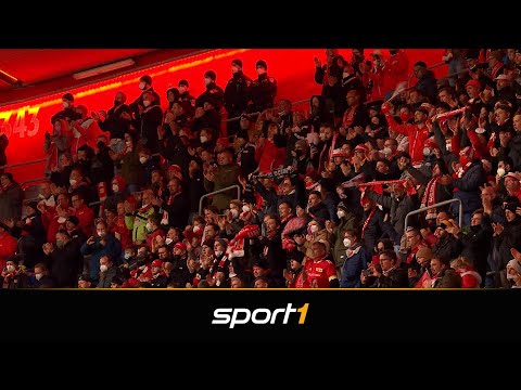 Hier verspotten die Union-Fans die Bayern-Anhänger | SPORT1