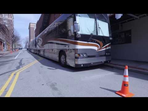 ROCKIN' ROAD TO DUBLIN - S2:E4 Bus Life