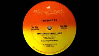 Twilight 22 - Mysterious [12