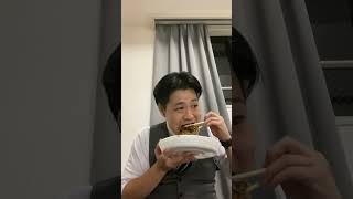 【元力士】お客様からお土産で頂いた叶夢の広島お好み焼きを喰らう【縦画面】