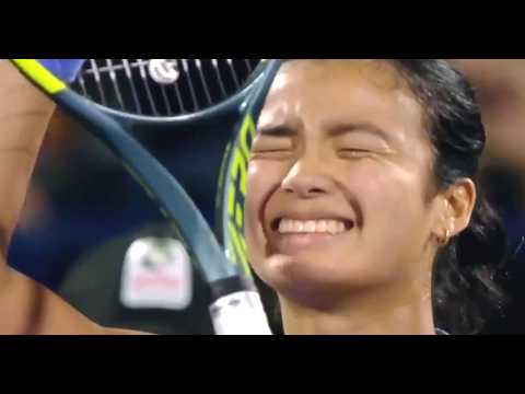 ALEX EALA BARELY ABLE TO HEAR COACH ON COURT AS CROWD ROARS NONSTOP | JASMINE PAOLINI DUBAI 2026