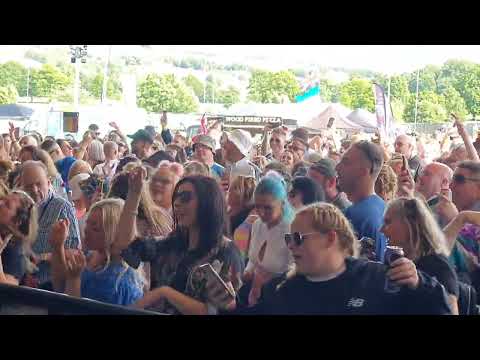 Rachel McFarlane - 'LOVER' Live at Retro in the Park