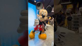 Check this out! The first Disney store in South East Asia has finally opened at 