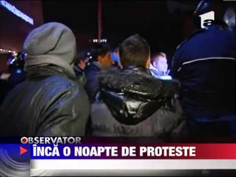 Inca o noapte de proteste 17 IANUARIE 2012