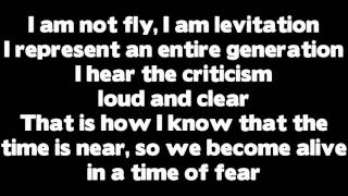 Fly ft. Rihanna - Nicki Minaj (with LYRICS)