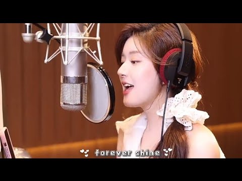 《有你在》ZHAO LUSI NEW SONG RECORDING "Baby you are my light~You light up my love~"With You"🎶