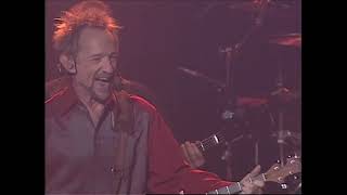 The Monkees - (Your Love Keeps Lifting Me) Higher and Higher - 8/31/2001 - Sun Theater