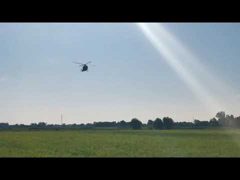 Pristanek helikopterja Slovenske vojske v Borecih