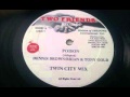 Dennis Brown - Poison & Version