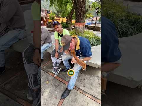 Plaza Bolívar y Catedral de Lobatera, Táchira 🇻🇪