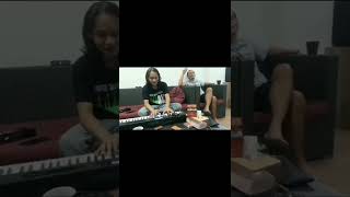 Download lagu Indra Q & Pay Burman - Gemerlap Kota | Slank F13 mp3