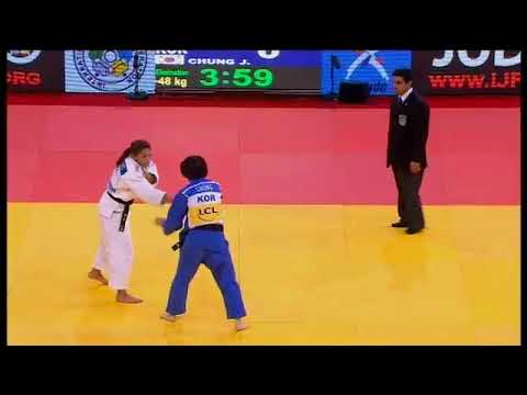 GS PARIS 2012 48 MENEZES Sarah BRA CHUNG JungYeon KOR1