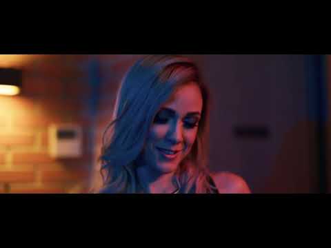 Grupo La Destreza - El Primer Millón (Video Oficial)