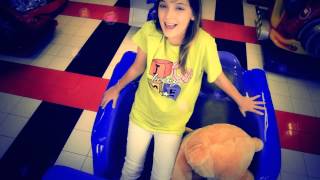 We can't stop Miley Cyrus - Mandy Star 10 years old singer