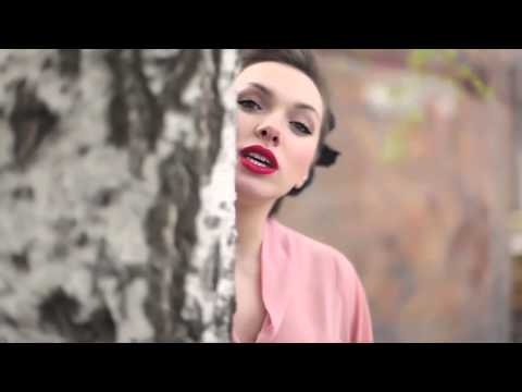 Kamila Nývltová - Něco jsi slíbil (Official Music Video) [HD]