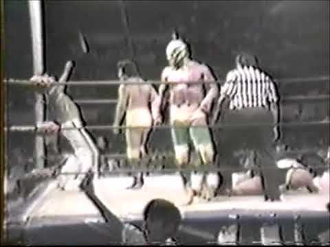 Perro Aguayo/Babe Face/Fishman vs Negro Navarro/El Signo/El Texano (UWA March 21st, 1984)