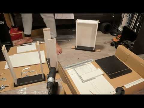 Building Ikea Micke Drawer