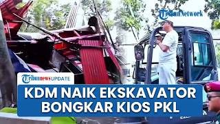 Momen Dedi Mulyadi Naik Ekskavator Bongkar Kios PKL di Cicadas, Janjikan Pekerjaan Bagi Pedagang