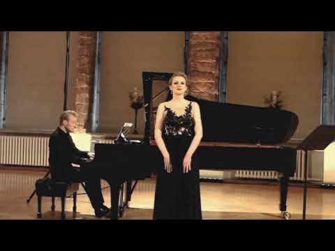 video Dara Savinova  Romansikontsert  Tallinna Filharmoonia
