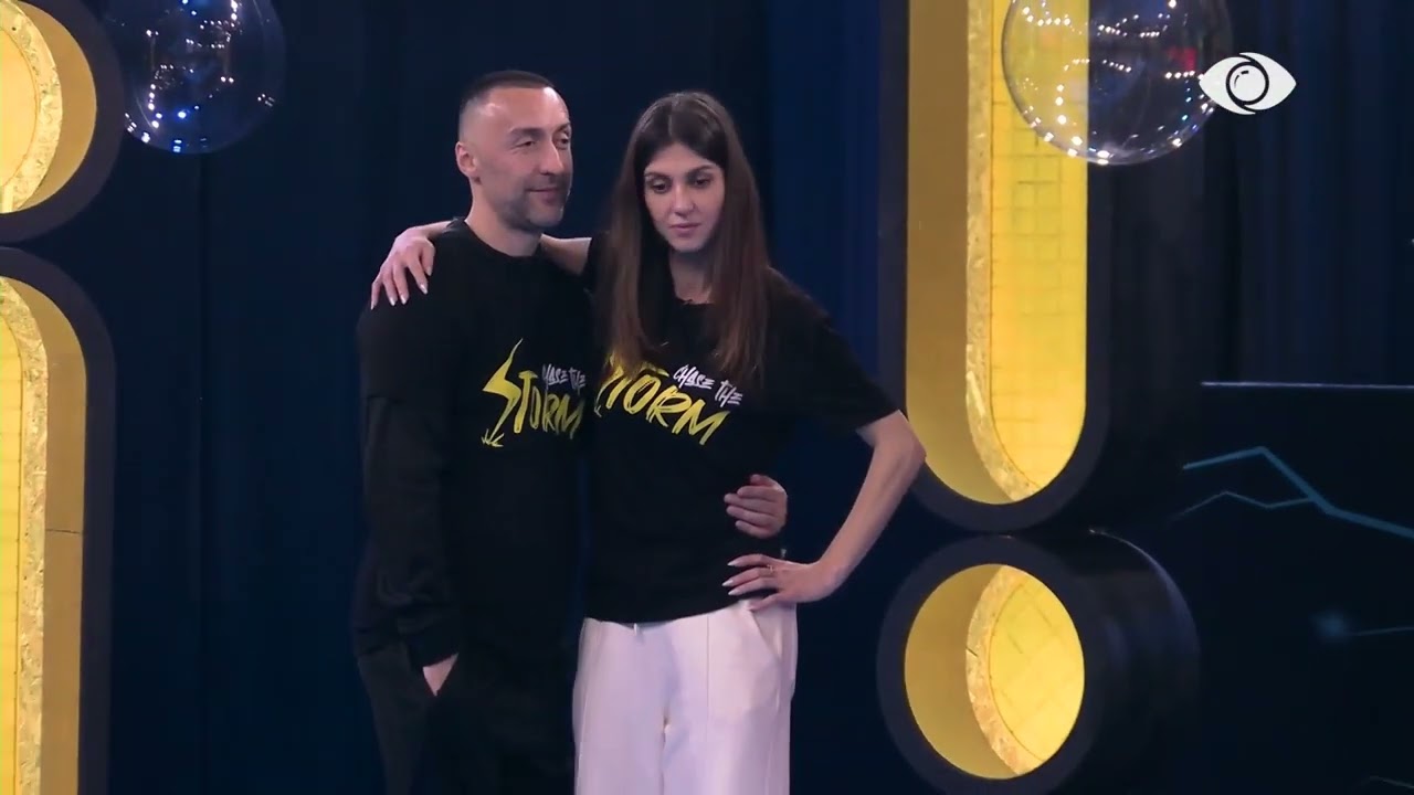 “Je thjesht një mashtrues, jo artist...”/ Vijojnë ngacmimet mes Valbonës dhe Gjestit