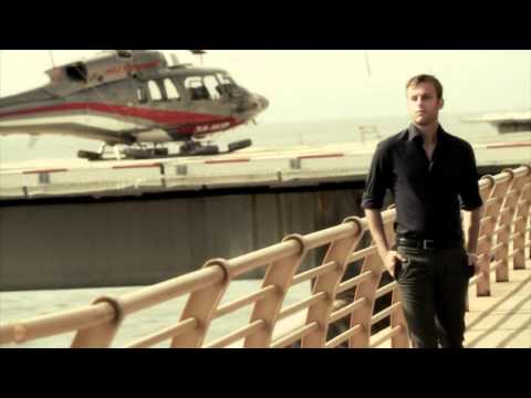 IMMANUEL CASTO - Escort 25