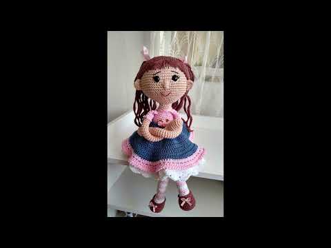 Boneca Helena - Amigurumi